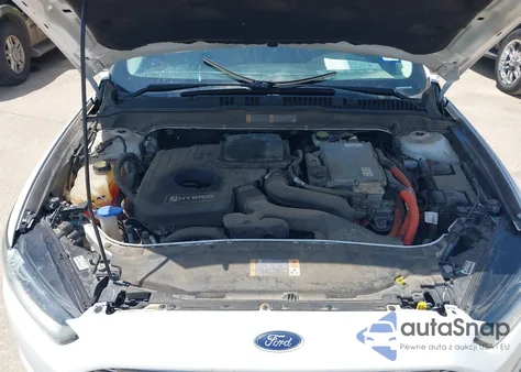 2013 Ford Fusion Hybrid Titanium from USA, damaged, VIN 3FA6P0RU3DR360693